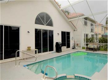 Primary listing photos for listing ID 426756