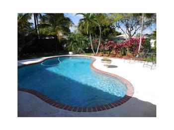 Primary listing photos for listing ID 427100