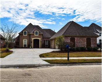 Primary listing photos for listing ID 500143