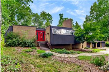 Primary listing photos for listing ID 516166