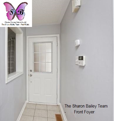17 Stirrup Court Brampton- Foyer- The Sharon Bailey Team