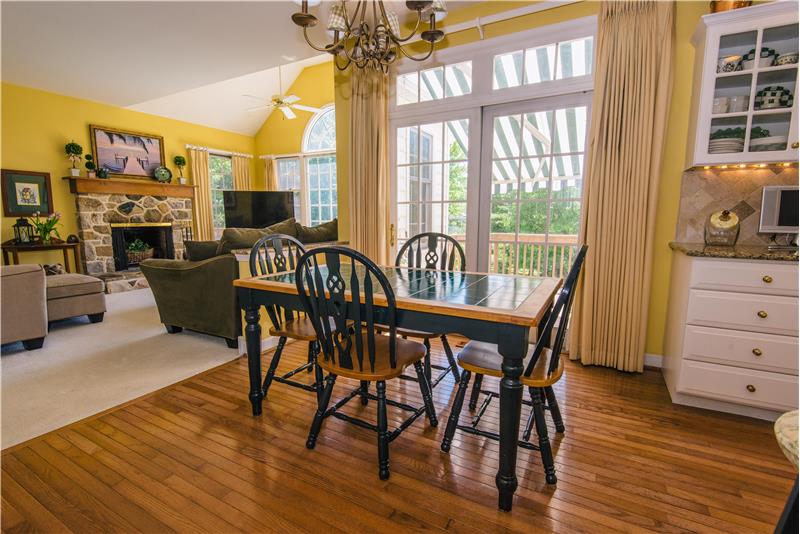 1708 Adler Lane Kitchen Breakfast Room