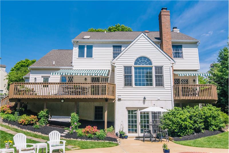 1708 Adler Lane Exterior Back