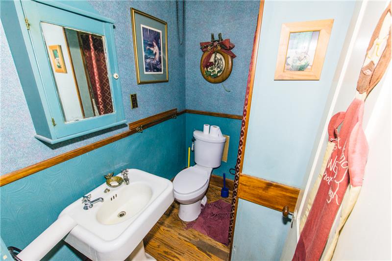 108 E Main Street Bathroom