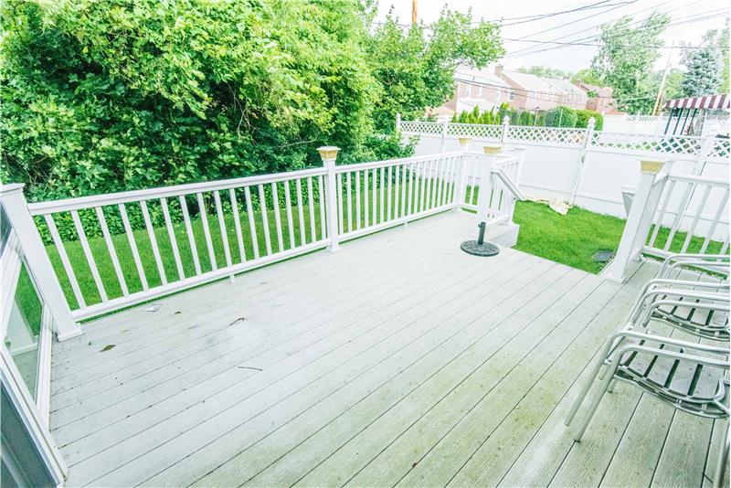 1430 Brierwood Road Rear Deck