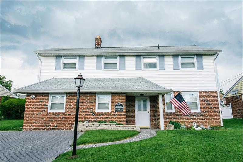 1430 Brierwood Road Exterior Front