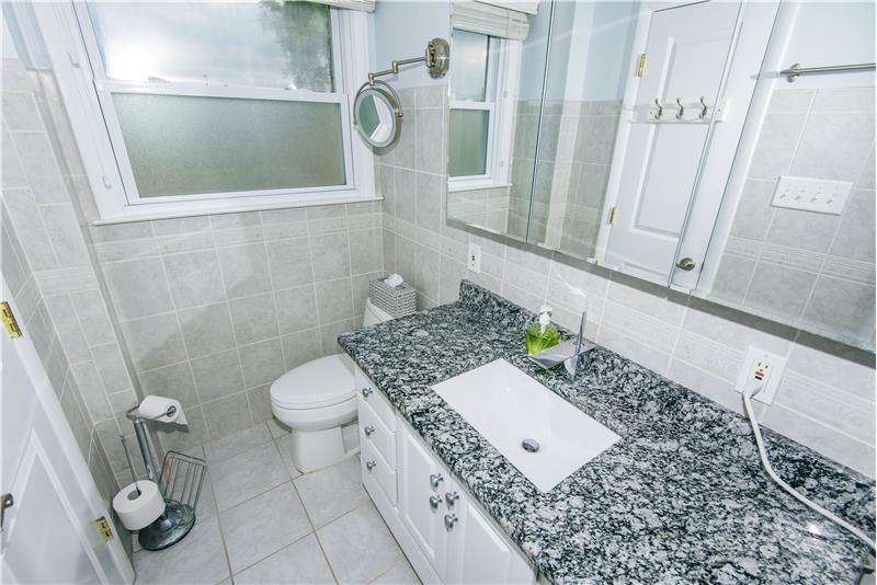 1430 Brierwood Road Bathroom