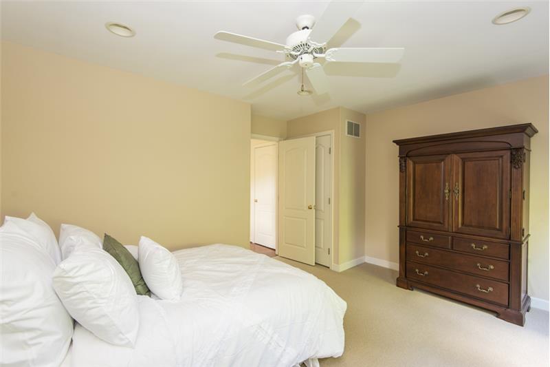1752 Thistle Way, Malvern