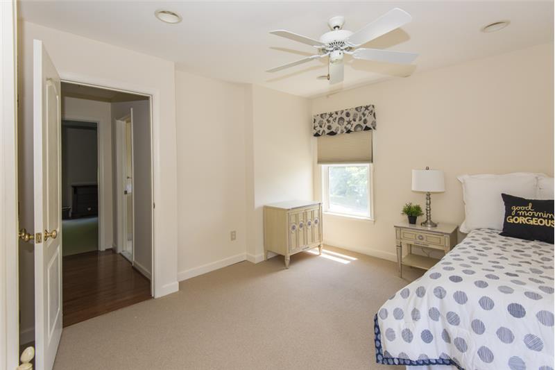 1752 Thistle Way, Malvern