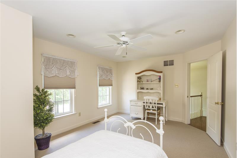 1752 Thistle Way, Malvern
