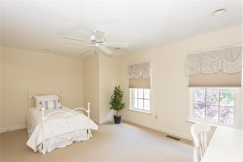 1752 Thistle Way, Malvern