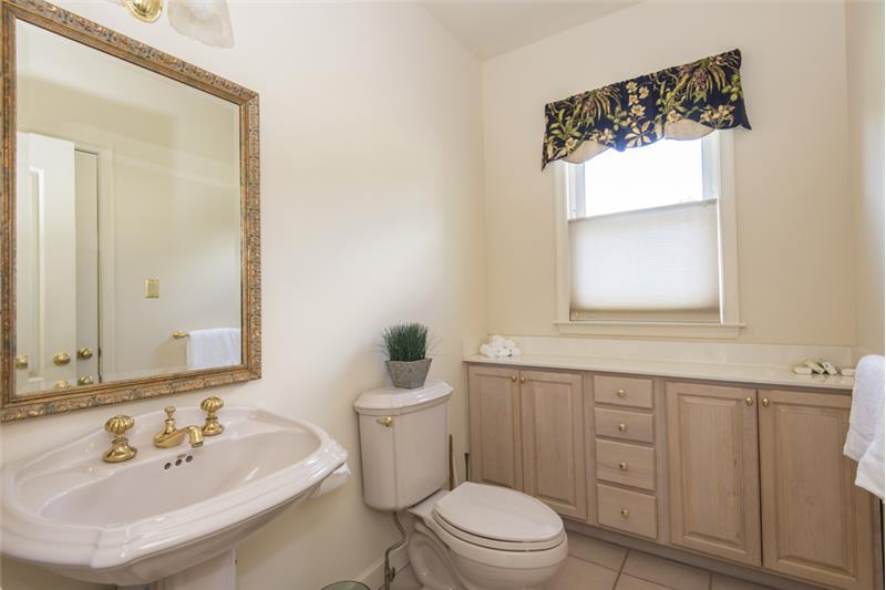 1752 Thistle Way, Malvern