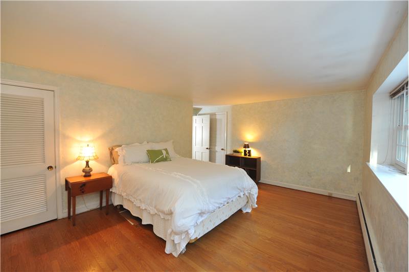 725 Knox Road Main Bedroom