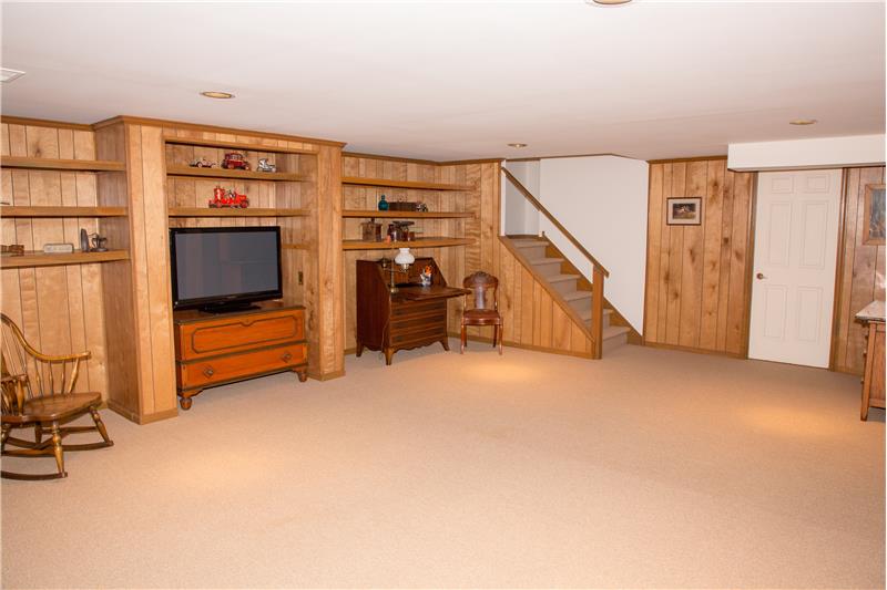 110 Putney Lane Lower Level
