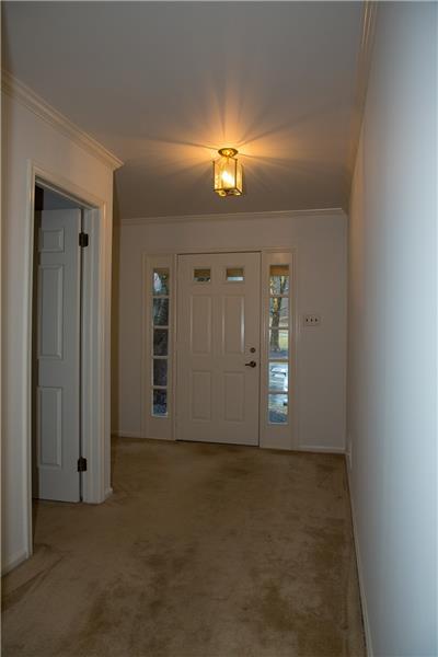 110 Putney Lane Entry