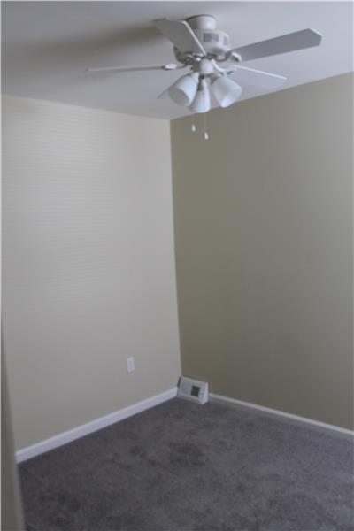 3138 Agate Street - Bedroom