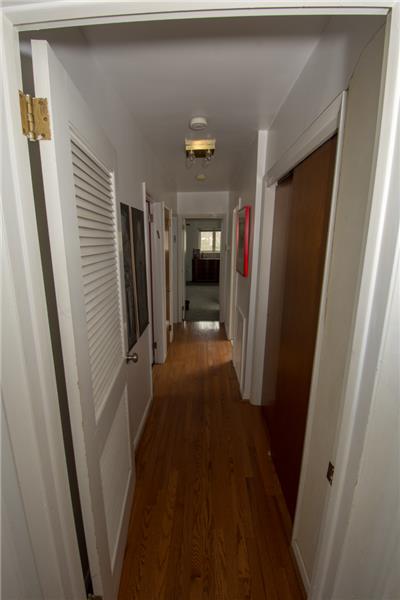152 Juniper Road Hallway