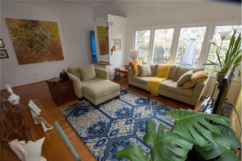 152 Juniper Road Living Room