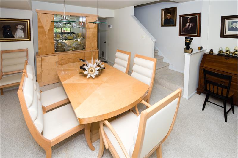 1203 Stonybrook Drive Dining Room