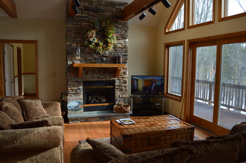 352 Tink Wig Drive Hawley Pa 18428 Presented By Judy Rodonski Livingroom With Fireplace The Lake