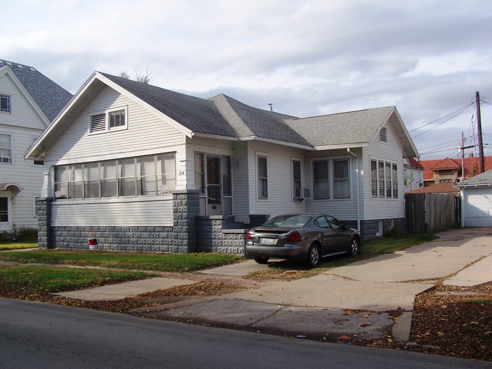 104 W 8TH ST, Beardstown, IL