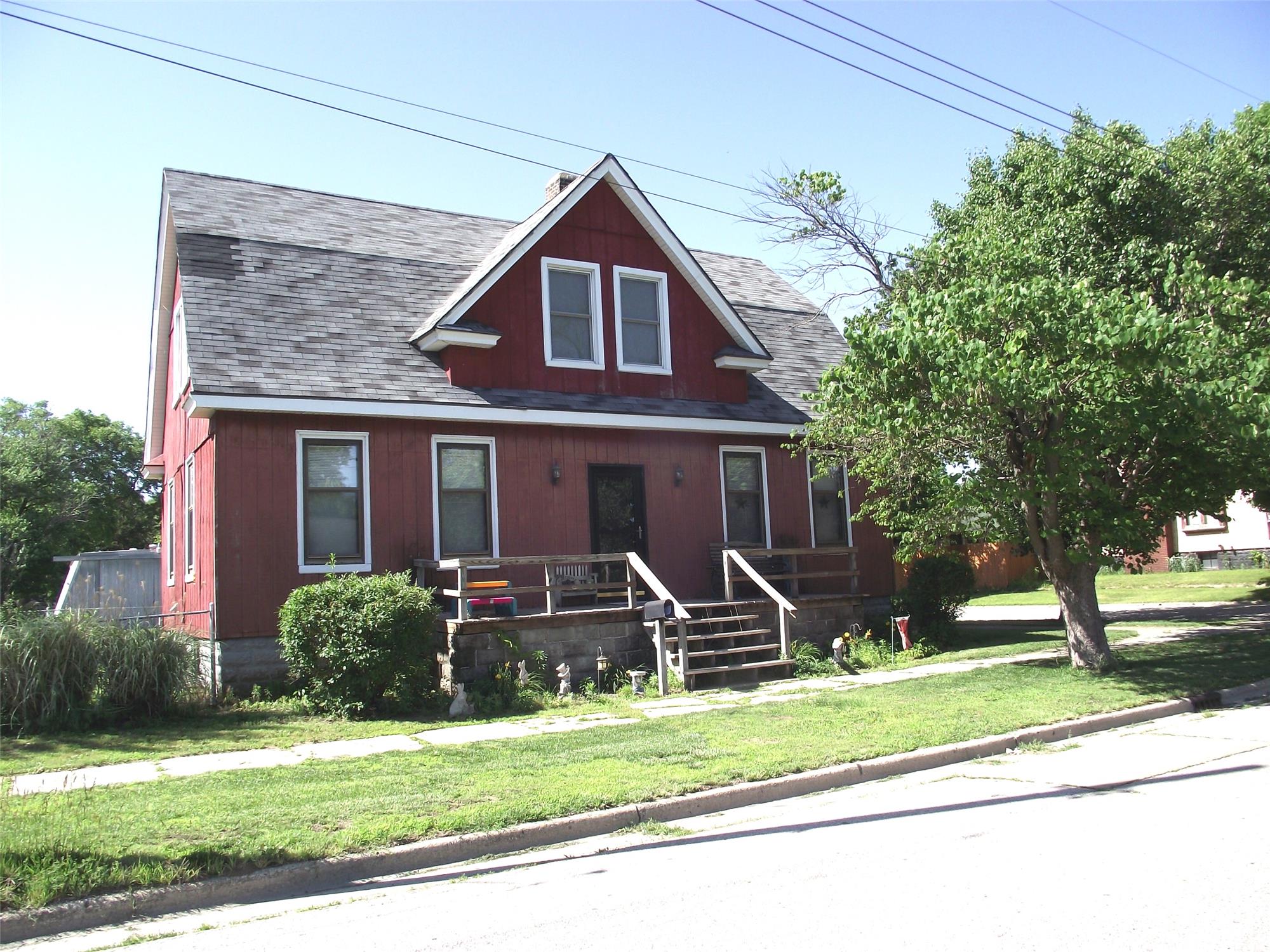 400 W 4th St, Beardstown, IL