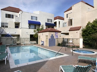 Swimming Pool & Jacuzzi
