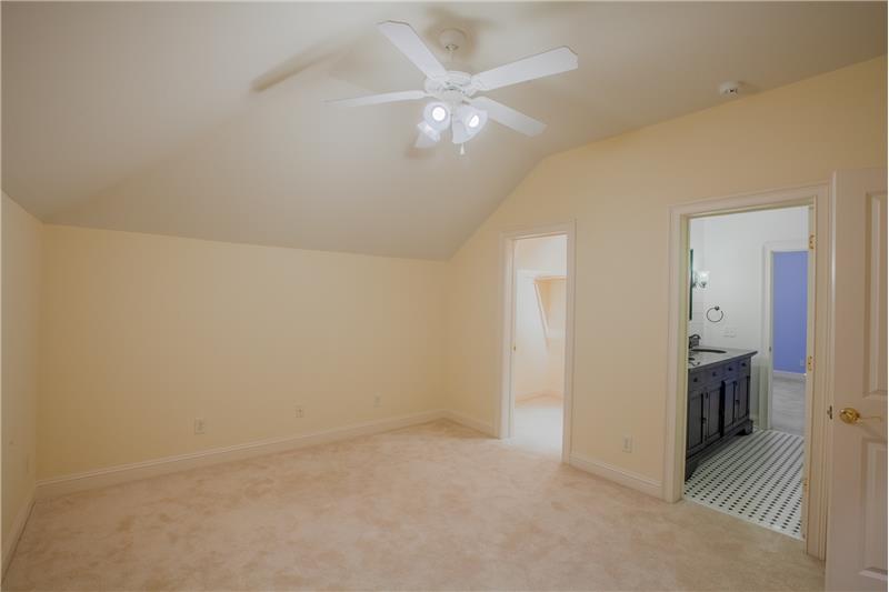 2nd Bedroom with Jack n Jill bath
