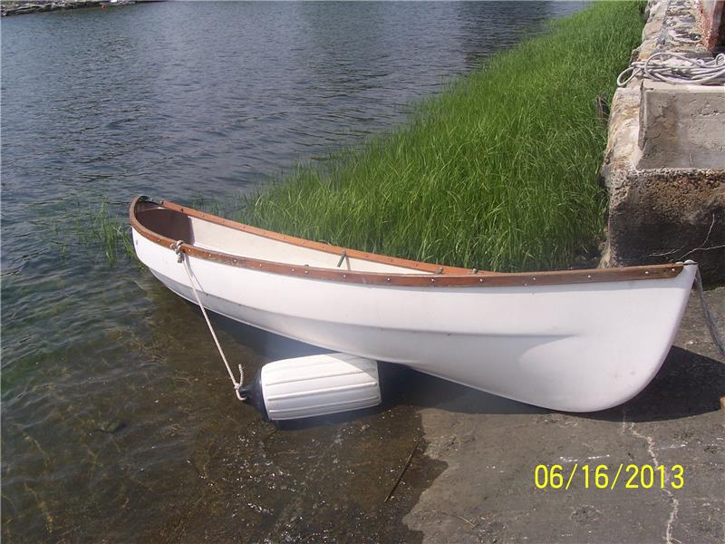 FREE! Seaworthy, well constructed, 12 1/2 foot rowing dingy at a great price (FREE!)