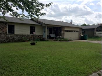 Primary listing photos for listing ID 449309