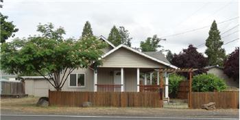 Primary listing photos for listing ID 406973
