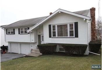 Primary listing photos for listing ID 463990