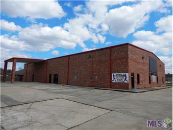 Primary listing photos for listing ID 504825