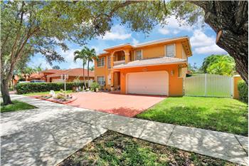 Primary listing photos for listing ID 518303