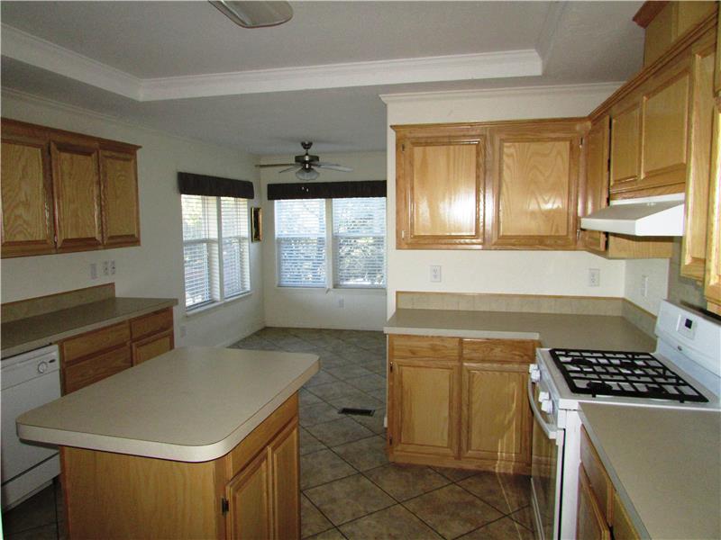 Good sized kitchen with a dining room