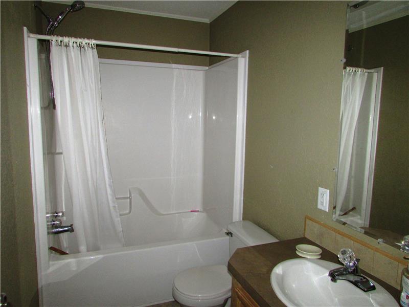 Tub/shower combo