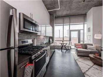 Primary listing photos for listing ID 459698