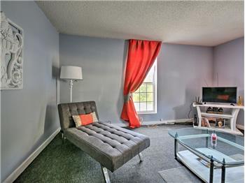 Primary listing photos for listing ID 506685