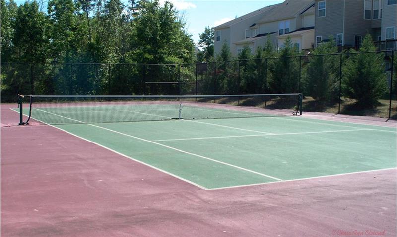 Tennis Court at Clareybrook Park
