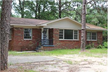 Primary listing photos for listing ID 443871