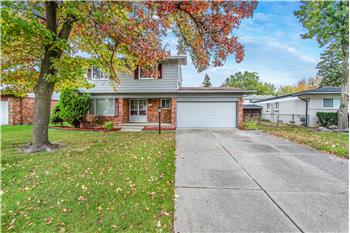 Primary listing photos for listing ID 493547