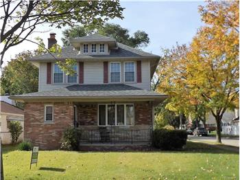 Primary listing photos for listing ID 496131