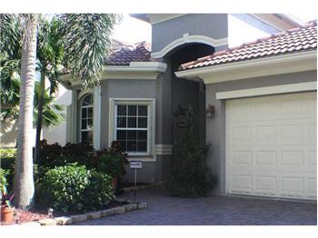 Primary listing photos for listing ID 434411