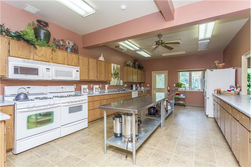 Clubhouse Kitchen