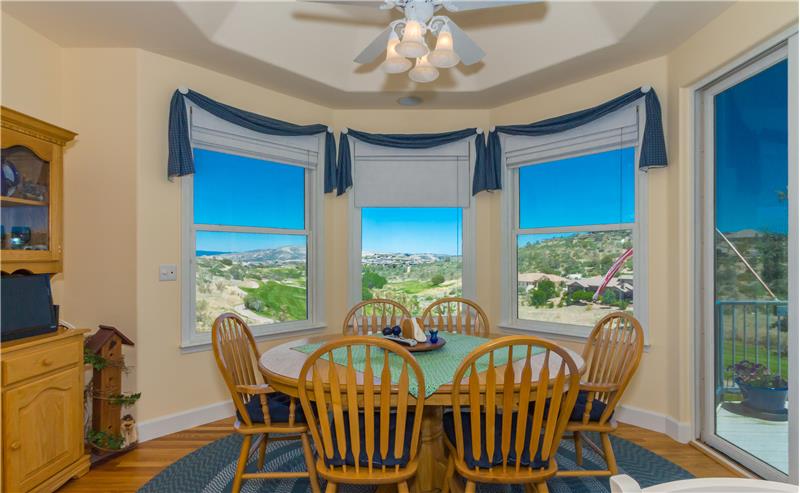 Casual Dining Area
