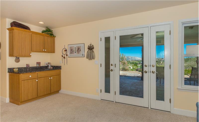 Wet Bar