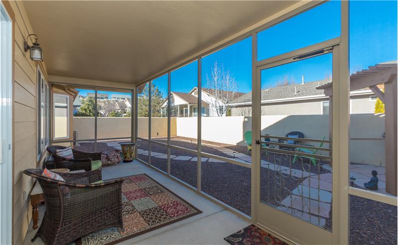 Screened in Porch
