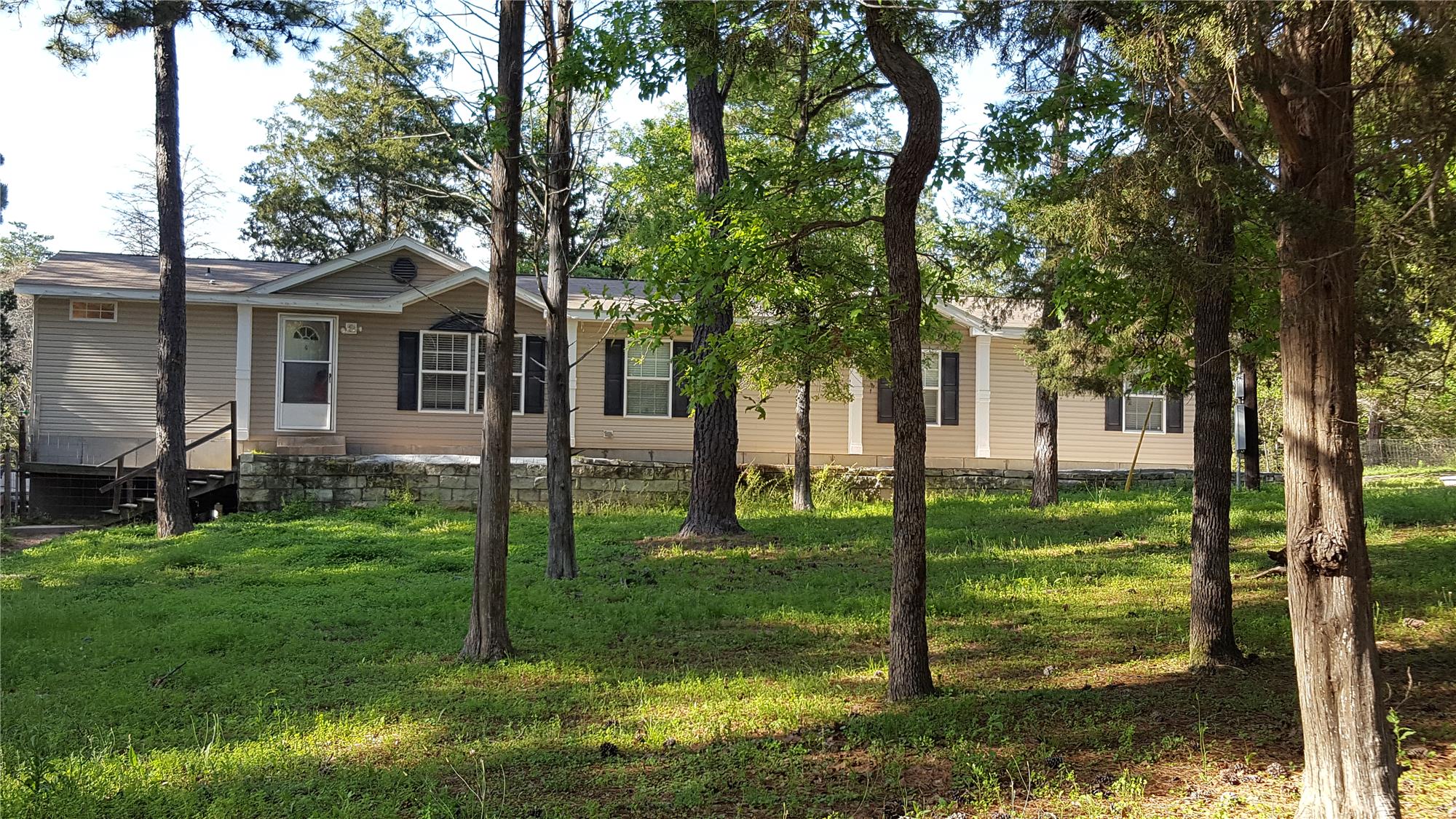 216 Squirrel Run, Paige, TX 78659 MLS 8430347 By Tammi Cartwright