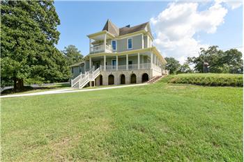 Primary listing photos for listing ID 463560