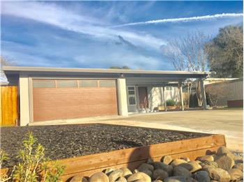 Primary listing photos for listing ID 502012